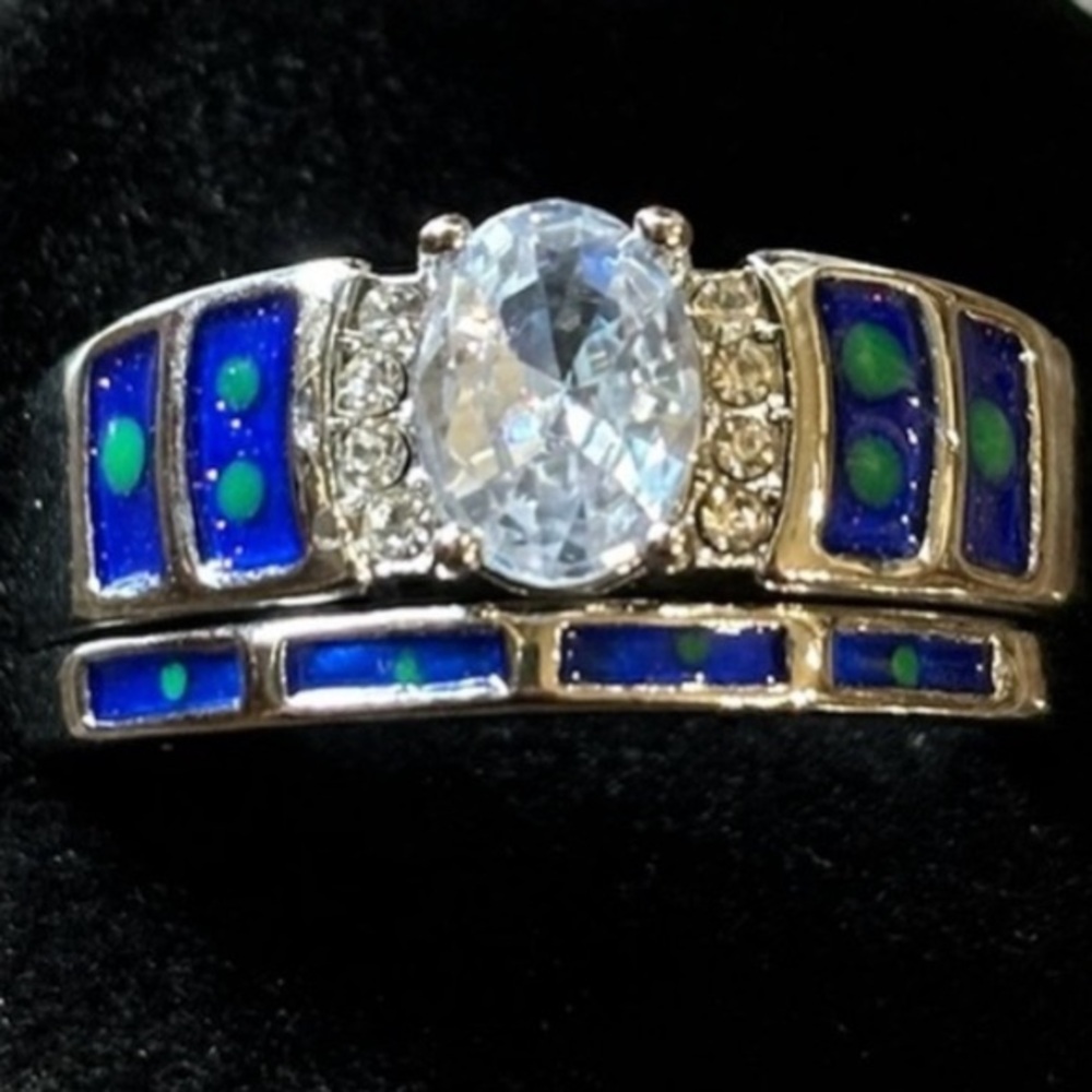💥2/$24 or 3/$30💥 stacking ring with zirconia crystals & blue opal. Sz 9. NWT - Picture 1 of 5